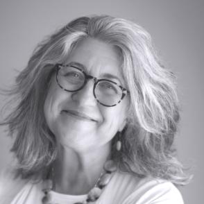 Dr. Ann Kovalchick headshot.