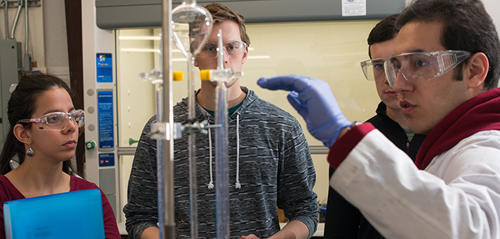 Chemical engineering students in lab