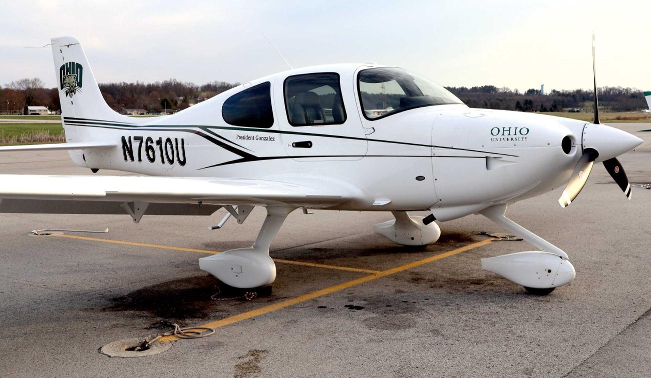 Small craft airplane with Ohio University stickers.
